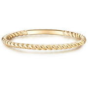 Schmaler Ring gold gedreht
