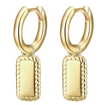 Goldene Creolen mit Anhänger
