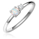 Ring mit Opal (synth.)/Zirkonia silber