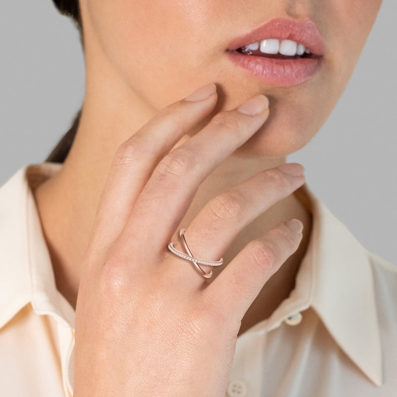 Ring X-Form mit Zirkonia roségold