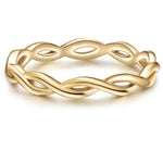 Ring gold umschlungen