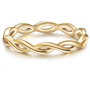 Ring gold umschlungen