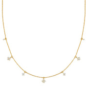 Goldene Kette mit kleinen Zirkonia-Anhängern