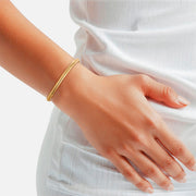 Schmaler Armreif gold
