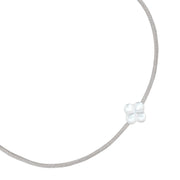 Textilarmband grau Kleeblatt Perlmutt